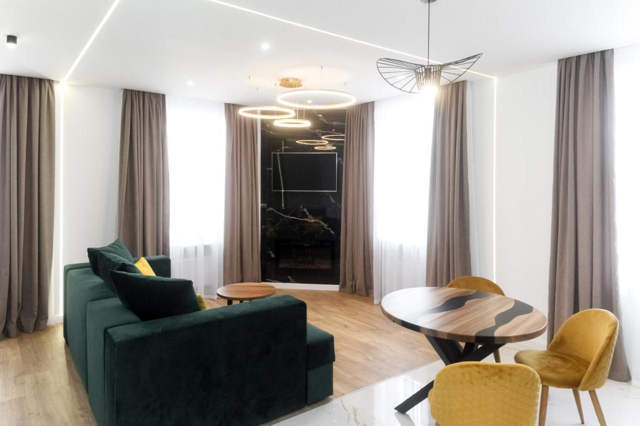 Vip Центр Львова Джакузі Камін Площа Ринок Exterior photo