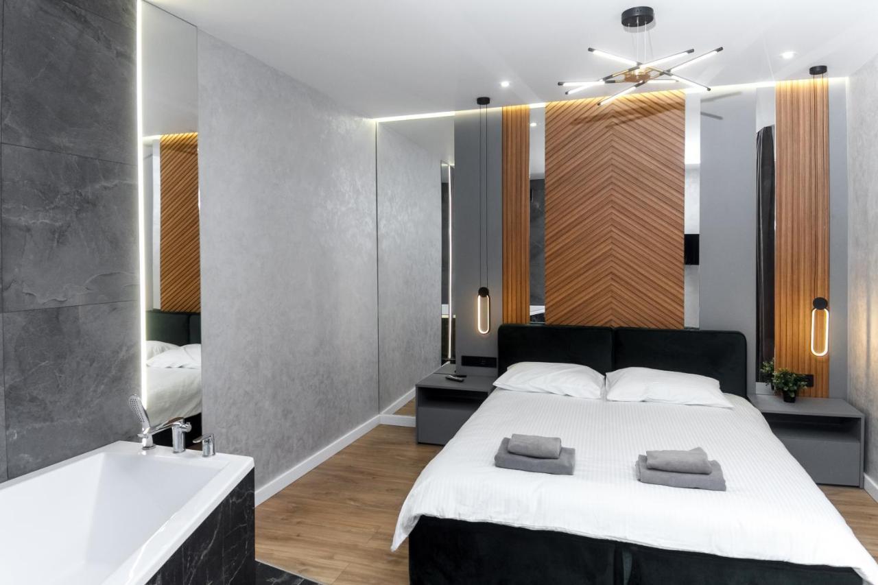 Vip Центр Львова Джакузі Камін Площа Ринок Exterior photo
